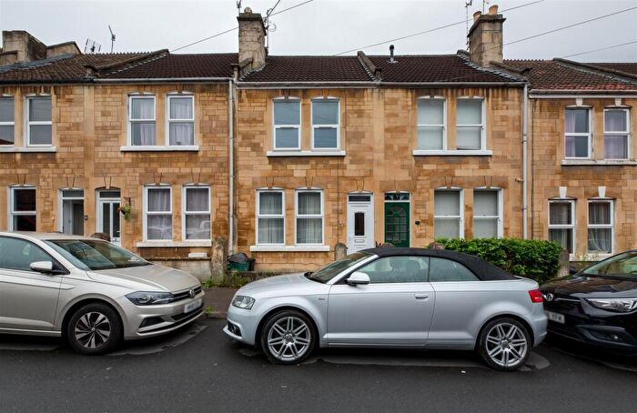 3 Bedroom Terraced House To Rent In Lymore Gardens, Bath, BA2