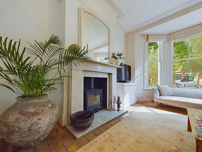 4 Bedroom Terraced House To Rent In Walsingham Road, Hove, BN3