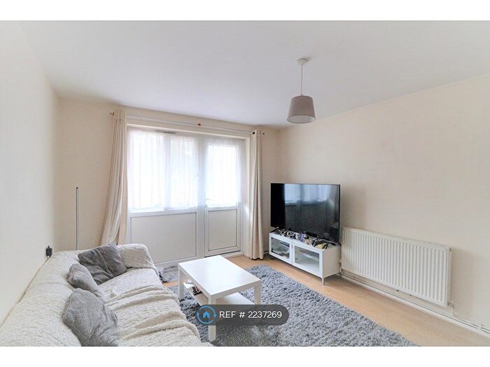1 Bedroom Flat To Rent In Shooters Hill, London, SE18