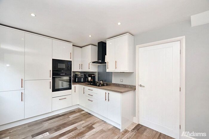 4 Bedroom Detached House For Sale In Adlington Road, Runcorn, WA7