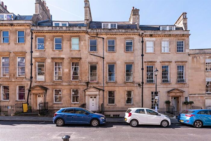 5 Bedroom Flat To Rent In Rivers Street, Bath, BA1