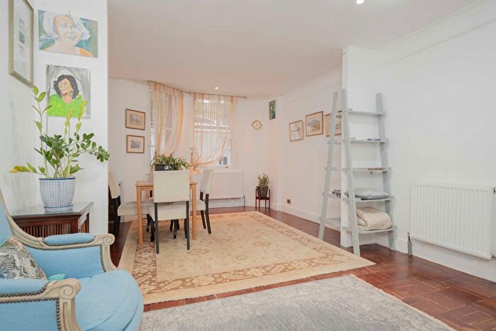 1 Bedroom Studio To Rent In Bramham Gardens, London, SW5