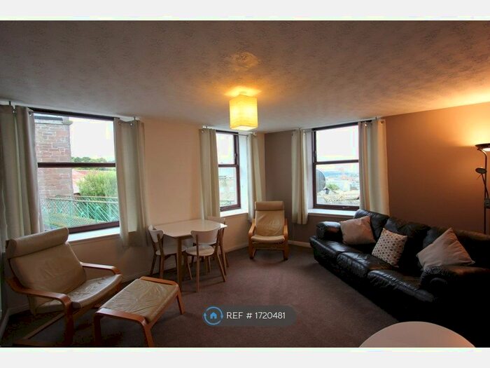 2 Bedroom Flat To Rent In Pleasance Court, Dundee, DD1