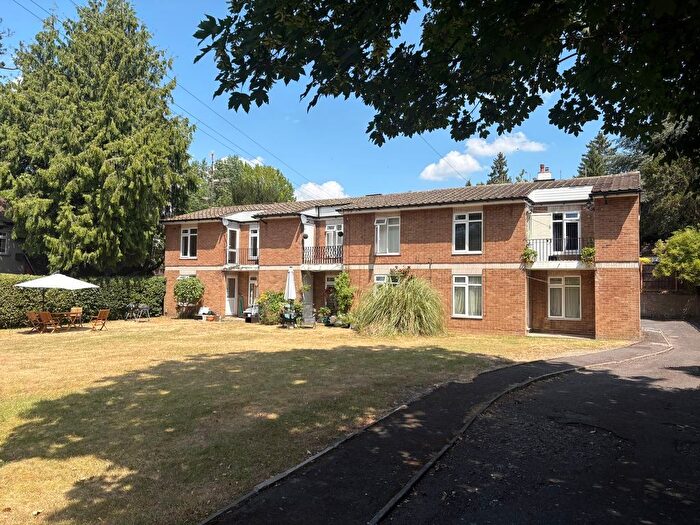 1 Bedroom Flat For Sale In Old Lodge Lane, Purley, CR8