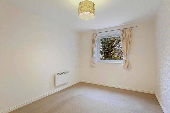 1 Bedroom Flat For Sale In Rivers Edge Court, Oaklands Drive, Okehampton EX20