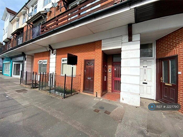 1 Bedroom Flat To Rent In Lynchford Road, Farnborough, GU14