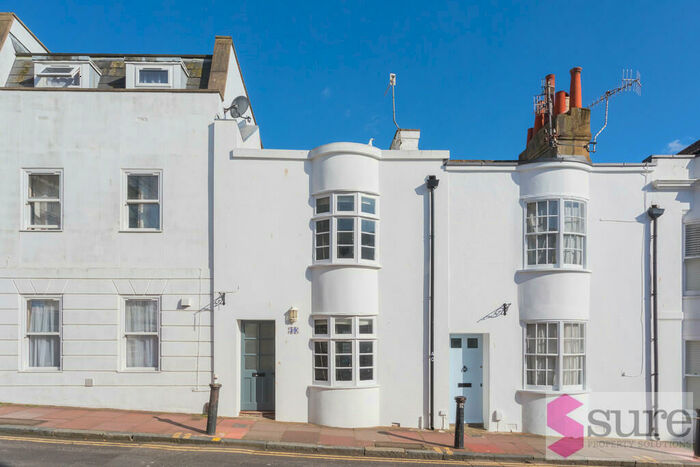 2 Bedroom Terraced House To Rent In Castle Street, Brighton, BN1
