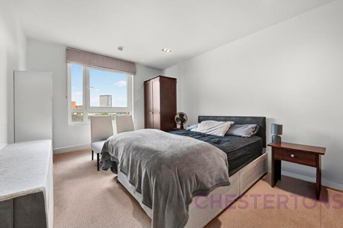 1 Bedroom Flat To Rent In Limeharbour, Millwall, E14