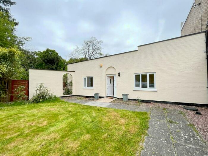 2 Bedroom Semi-Detached House To Rent In Tower Cottages, Portsmouth Road, KT10