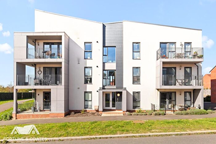 2 Bedroom Flat For Sale In Aspen Way, Harlow, CM17