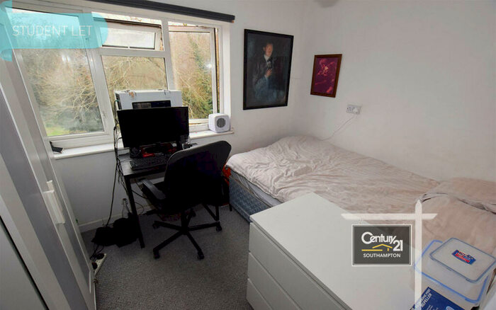 5 Bedroom Semi-Detached House To Rent In |Ref: |, Burlington Road, Southampton, SO15