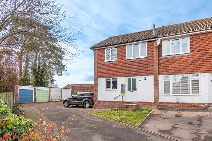 2 Bedroom End Of Terrace House To Rent In Trenches Road, Crowborough, TN6