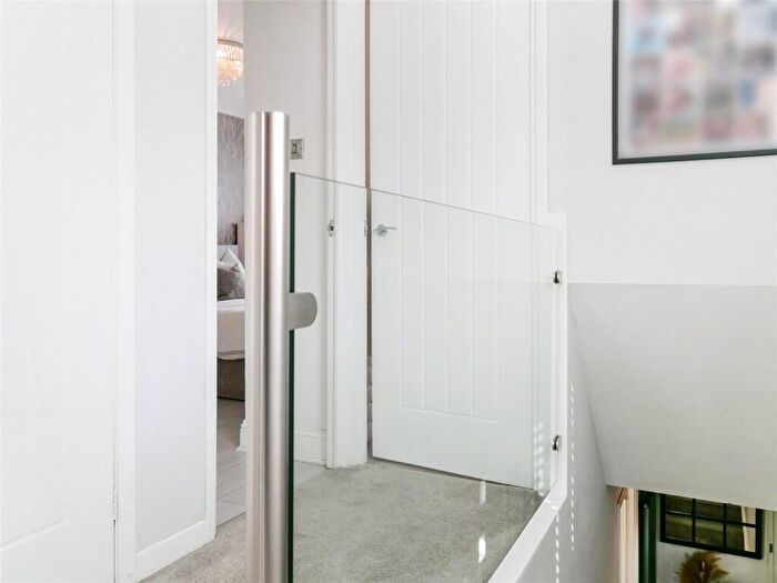 3 Bedroom End Of Terrace House For Sale In Ardmaleish Crescent, Glasgow, Glasgow City, G45