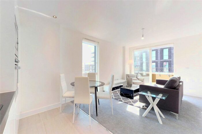 2 Bedroom Flat To Rent In Bellow House, Harrow On The Hill, HA1