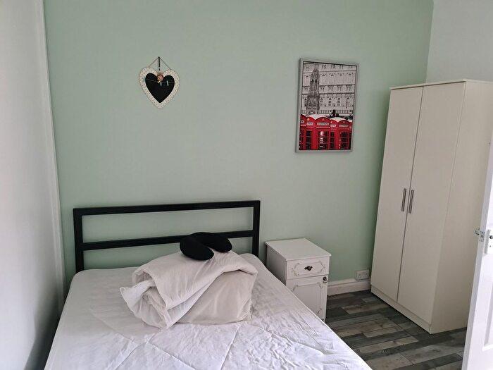 Studio To Rent In Holyhead Road, Coventry, CV1