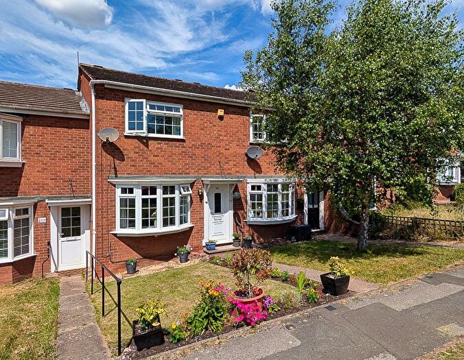 2 Bedroom Town House For Sale In Howbeck Road, Arnold, Nottingham, NG5
