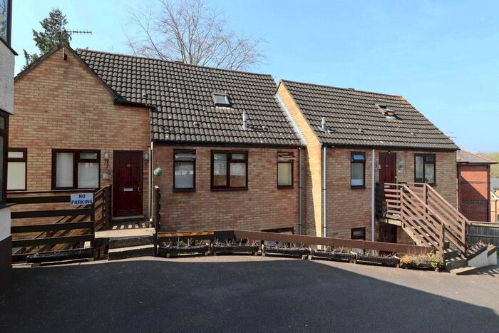 1 Bedroom Studio To Rent In Priory Avenue, High Wycombe, HP13