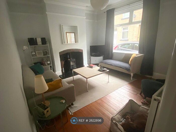 3 Bedroom Terraced House To Rent In Stansfield Street, Todmorden, OL14