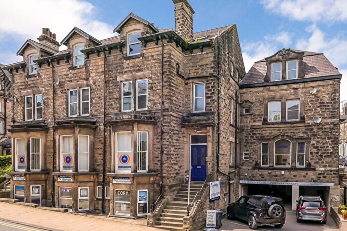 2 Bedroom Flat To Rent In Cold Bath Road, Wells House, HG2