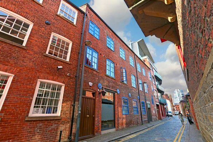 1 Bedroom Flat To Rent In Simpsons Fold, Dock Street, Leeds, LS10