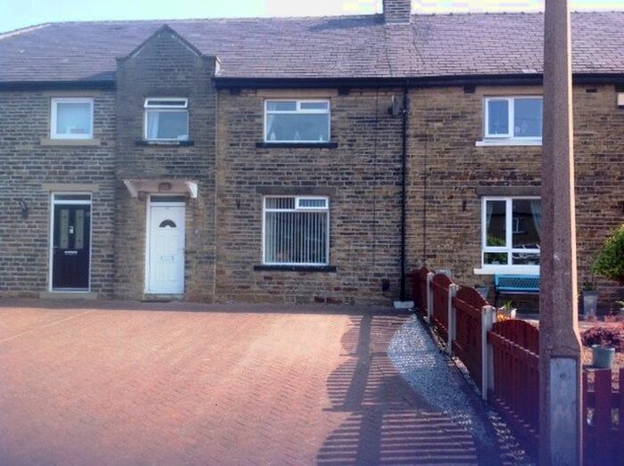 3 Bedroom Terraced House To Rent In Ryshworth Avenue, Bingley, BD16