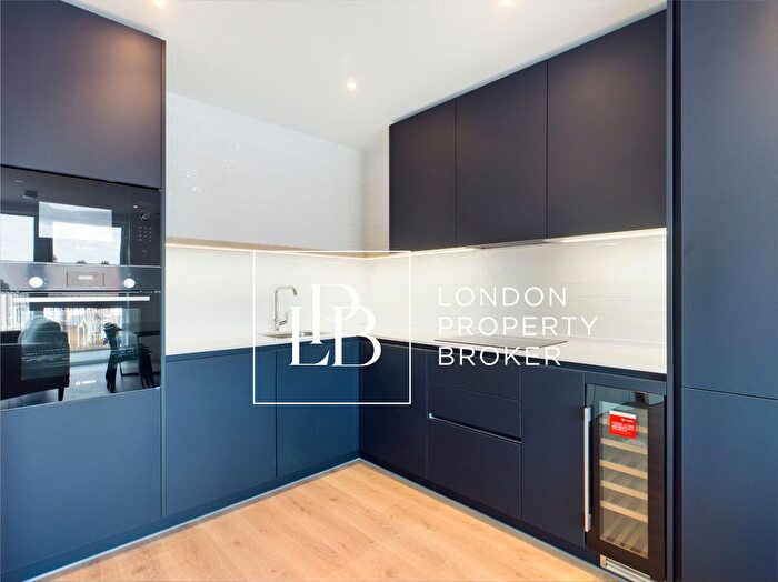 2 Bedroom Flat To Rent In Belgrave Road, Lavey House, HA0