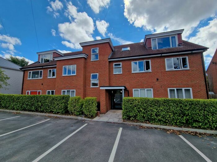 2 Bedroom Flat To Rent In Haweswater Close, Maybush, SO16