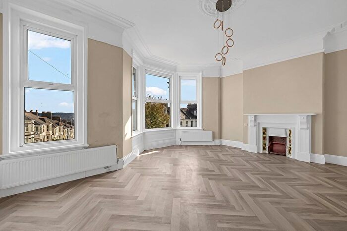 3 Bedroom Terraced House For Sale In Lipson Road, Lipson, Plymouth, Devon, PL4