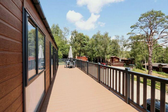 2 Bedroom Mobile/park Home For Sale In Warmwell Road, Warmwell, Dorchester, DT2