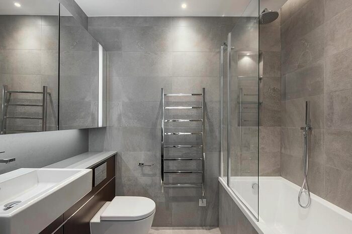 2 Bedroom Flat To Rent In Charles Clowes Walk, London, SW8
