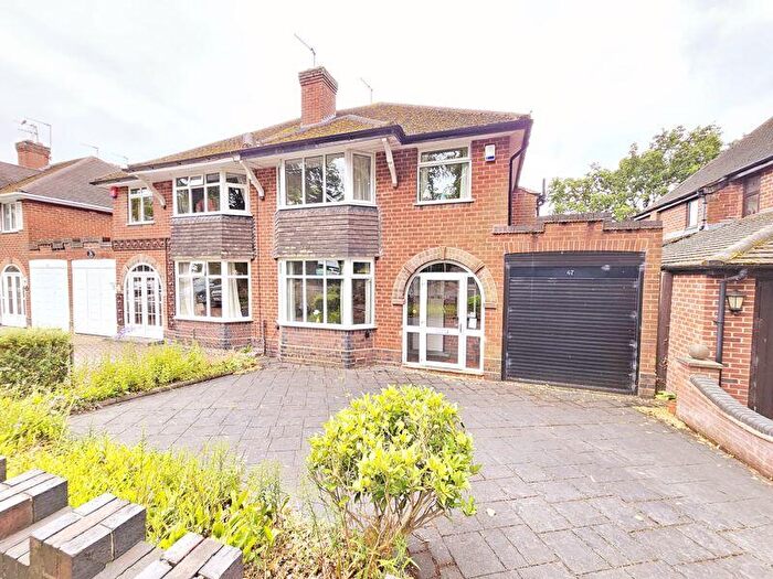 4 Bedroom Semi Detached House For Sale In Grange Road, Erdington, Birmingham, B24