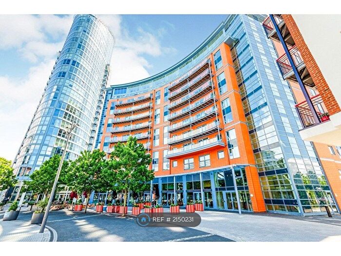 1 Bedroom Flat To Rent In The Crescent Building, Portsmouth, PO1