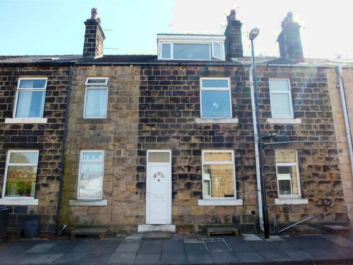 2 Bedroom Terraced House To Rent In Park Avenue, Yeadon, Leeds, LS19