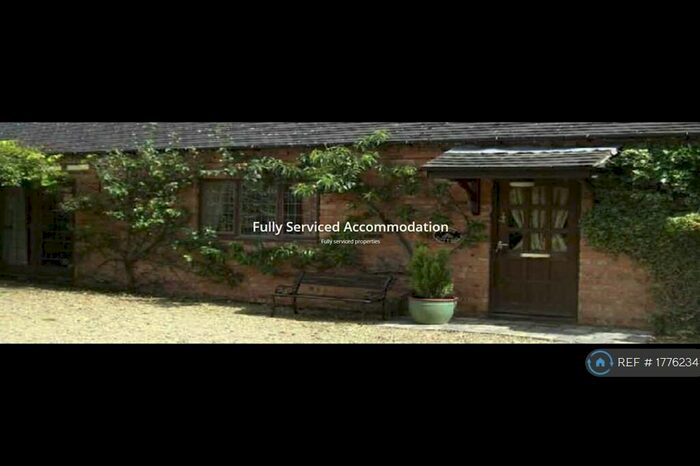 2 Bedroom Bungalow To Rent In Gatehouse Lodges, Cadeby, Nuneaton, CV13