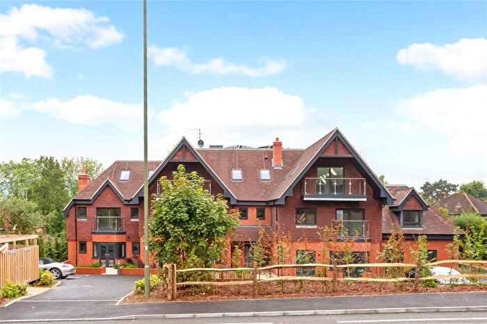 2 Bedroom Apartment For Sale In Green Hedges, Westerham Road, Oxted, Surrey, RH8