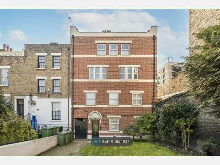 3 Bedroom Flat To Rent In New Kent Road, London, SE1