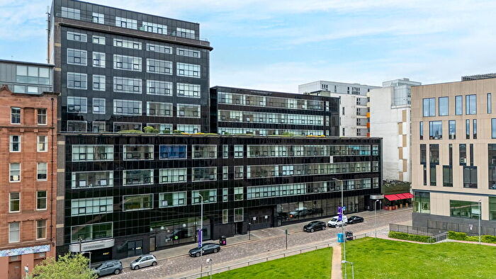 2 Bedroom Flat For Sale In Albion Street, Merchant City, G1