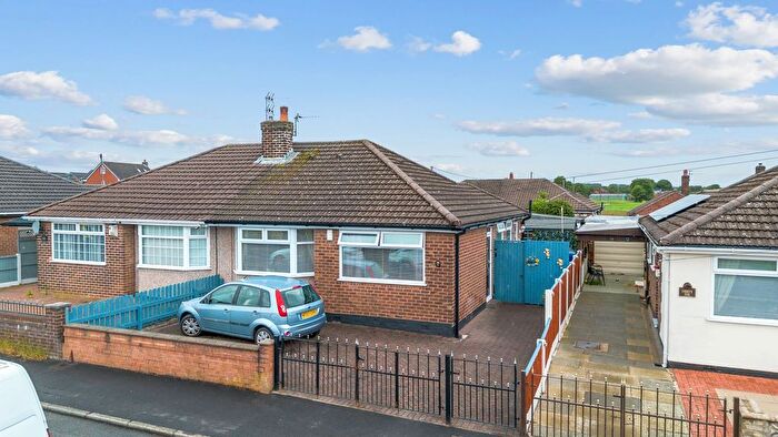 2 Bedroom Semi-Detached Bungalow For Sale In Sunnyside Road, Ashton-In-Makerfield, WN4