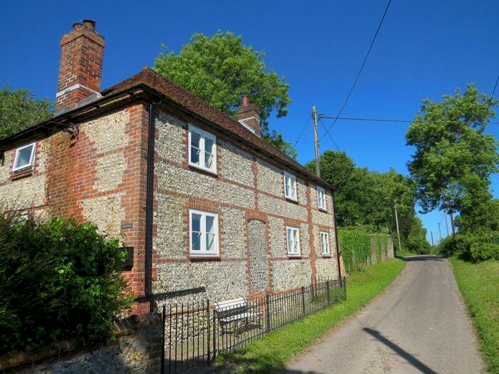 3 Bedroom Character Property To Rent In Upham/Owslebury, Nr Winchester, Hampshire, SO32