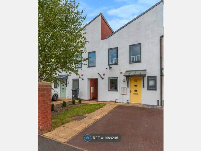 2 Bedroom Terraced House To Rent In Humphries Road, Wolverhampton, WV10