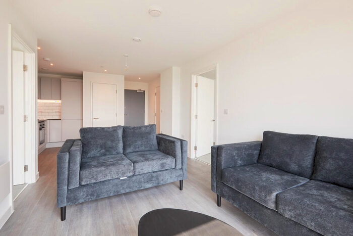 2 Bedroom Apartment To Rent In Talbot Road, Manchester, M16