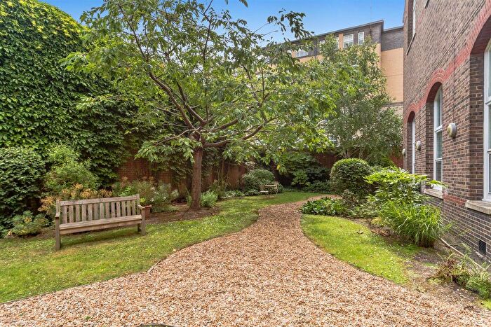 1 Bedroom Flat To Rent In Richmond Terrace, Brighton, BN2