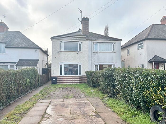 2 Bedroom Semi Detached House For Sale In Wigston Lane, Leicester, LE2