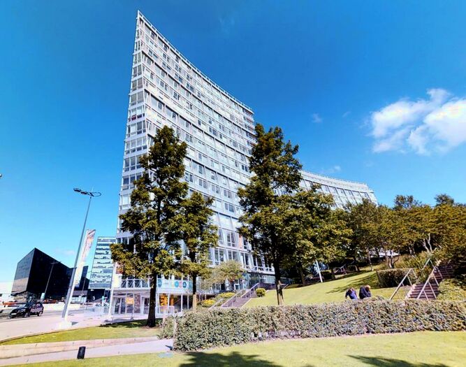 2 Bedroom Apartment To Rent In One Park West, Strand Street, Liverpool, L1