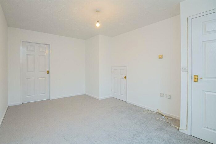 3 Bedroom Terraced House For Sale In Lowry Close, Corby, NN18