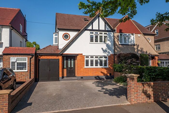 3 Bedroom Semi Detached House For Sale In Ewell Park Way, Ewell, Epsom, Surrey, KT17