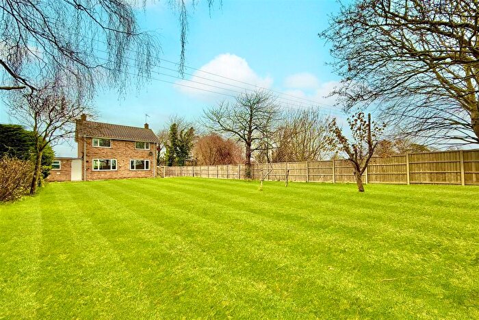 3 Bedroom Detached House For Sale In College Road, Cranwell Village, Sleaford, NG34