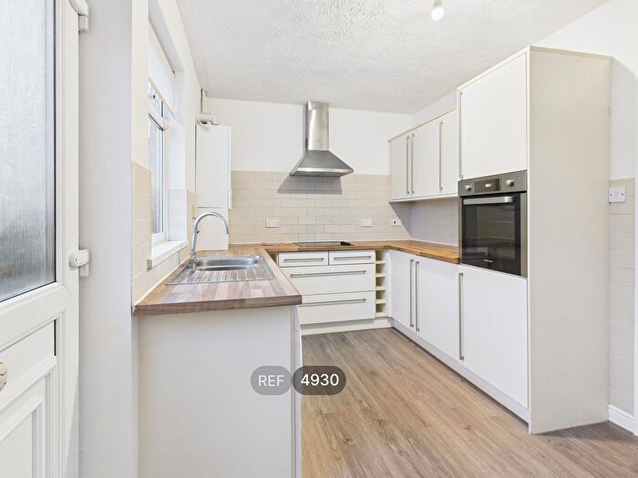 2 Bedroom Terraced House To Rent In Linthorpe Grove, Willerby, HU10