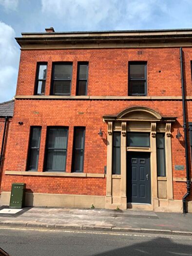 1 Bedroom Flat To Rent In Delamere Street, Ashton-Under-Lyne, Greater Manchester, OL6