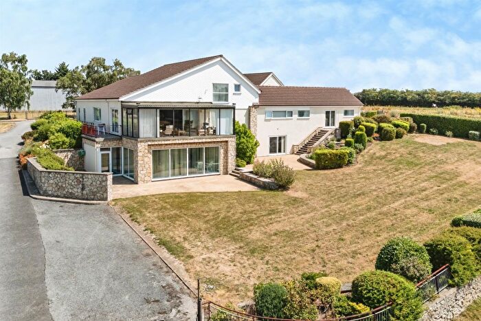 4 Bedroom Detached House For Sale In Cattlelaith Lane, Knottingley, WF11